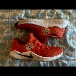 Nike Clemson Free Trainer V8 size 11